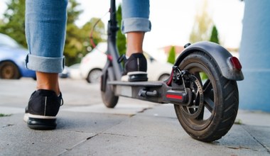 Hulajnoga elektryczna 850 zł taniej w Kauflandzie! Ten model warto mieć