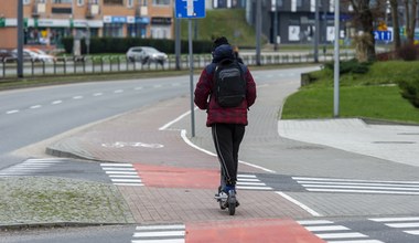 Hulajnogą elektryczną po mieście. Te przepisy trzeba koniecznie znać