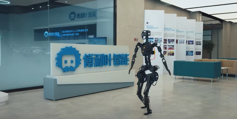 Humanoidalne roboty podbiją świat, jak smartfony? Rusza masowa produkcja