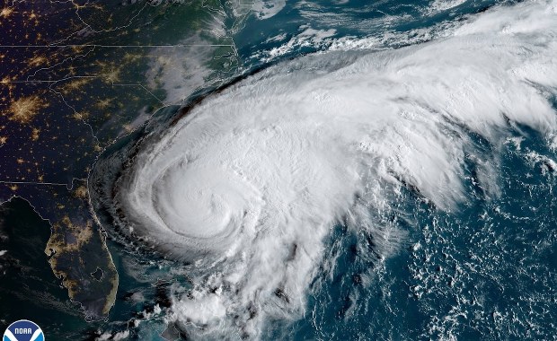 Humberto jest już huraganem. Bermudy szykują się na uderzenie