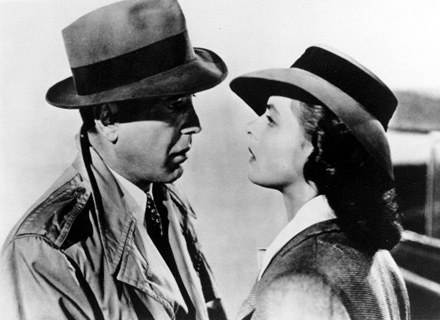 Humphrey Bogart i Ingrid Bergman w filmie "Casablanca" /materiały dystrybutora