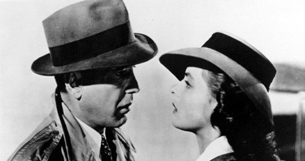 Humphrey Bogart i Ingrid Bergman w filmie "Casablanca" /materiały dystrybutora