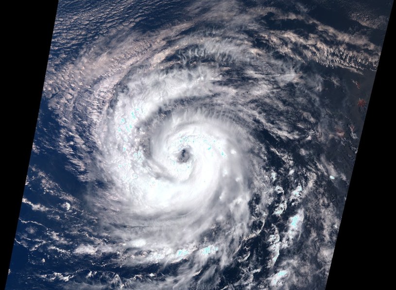 Huragan Helene okiem instrumentu OCLI z satelity Sentinel 3 (RGB, pasma 17, 5 i 2) /materiały prasowe