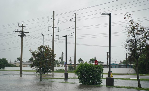 Huragan Ian uderzył we Florydę. Milion odbiorców bez prądu