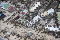 Huragan Irma dotarł na Sint Maarten. Ogromne zniszczenia