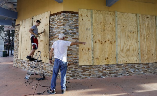 Huragan Irma zbliża się do Florydy. Potężne zniszczenia na Kubie
