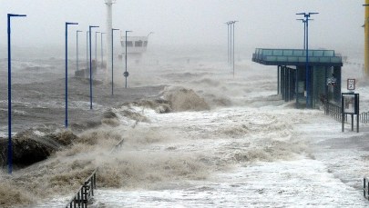Huragan Ksawery sieje spustoszenie w Szkocji i Niemczech