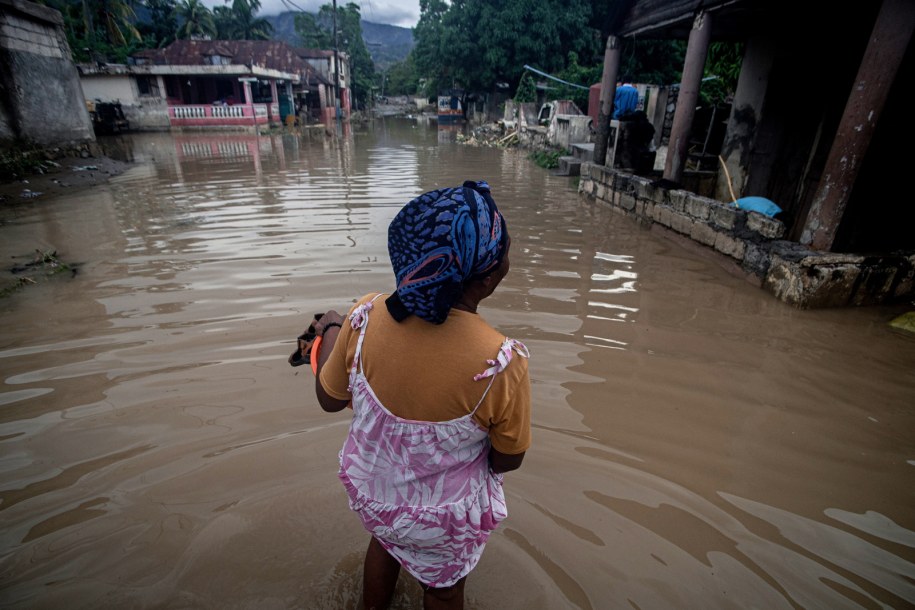 Huragan Melissa wyrządził potężne szkody na Karaibach /MENTOR DAVID LORENS /PAP/EPA
