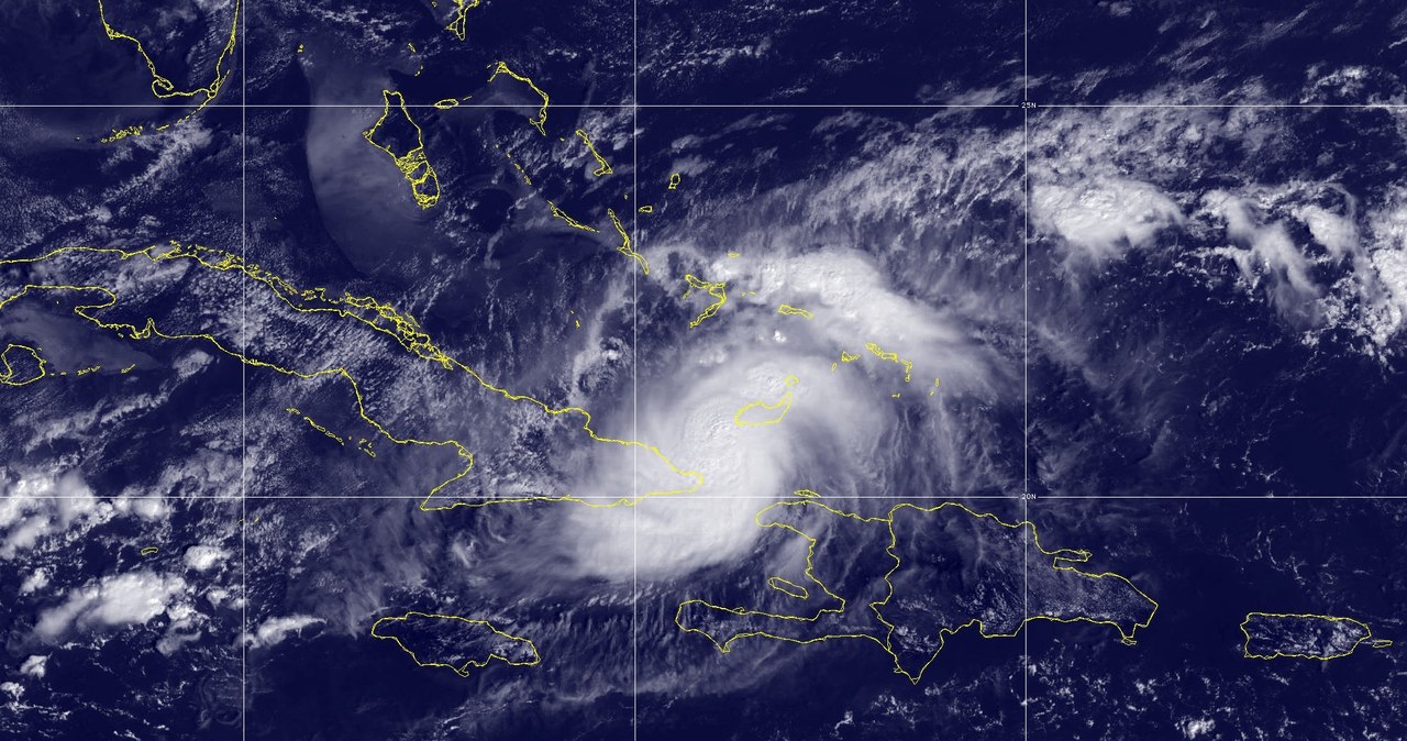 Huragan Oscar jest jednym z najmniejszych w historii /AFP PHOTO / NOAA / GOES /AFP