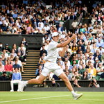 Hurkacz rozgromił Federera! Polak zagra w półfinale Wimbledonu