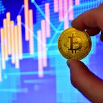Huśtawka w notowaniach bitcoina. Rynkiem wstrząsnął fake news