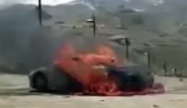 Hybrydowe Corvette spłonęło w trakcie testów. Chevrolet się tłumaczy