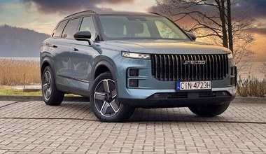 Hybrydowe Jaecoo 7 ma 1200 km zasięgu, ale i tak sąsiadom będziesz opowiadać co ma w bagażniku 
