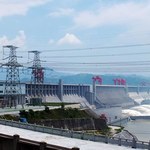 Hydroelektrownia na Jangcy ruszyła pełną mocą