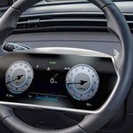 Hyundai chce przenieść zegary na kierownicę. Czy to ma sens?