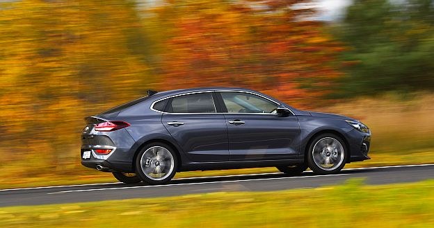 hyundai i30 fastback /Motor