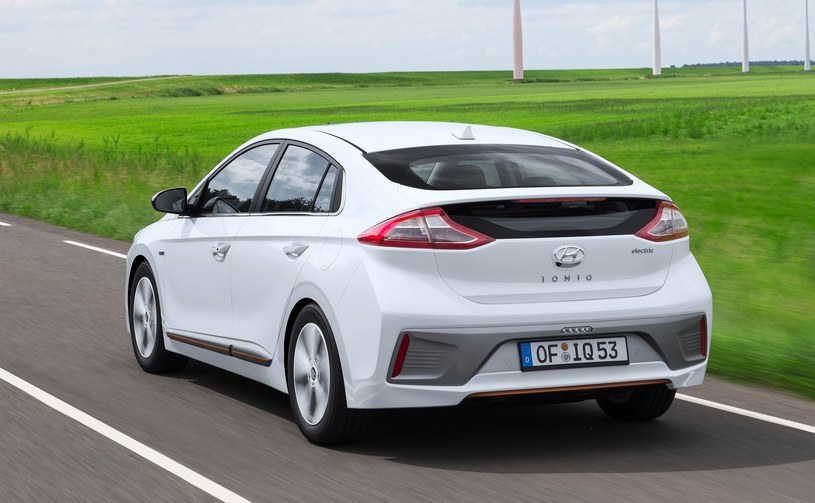 Hyundai IONIQ electric to tylko jedna z trzech wersji tego ekologicznego modelu /.