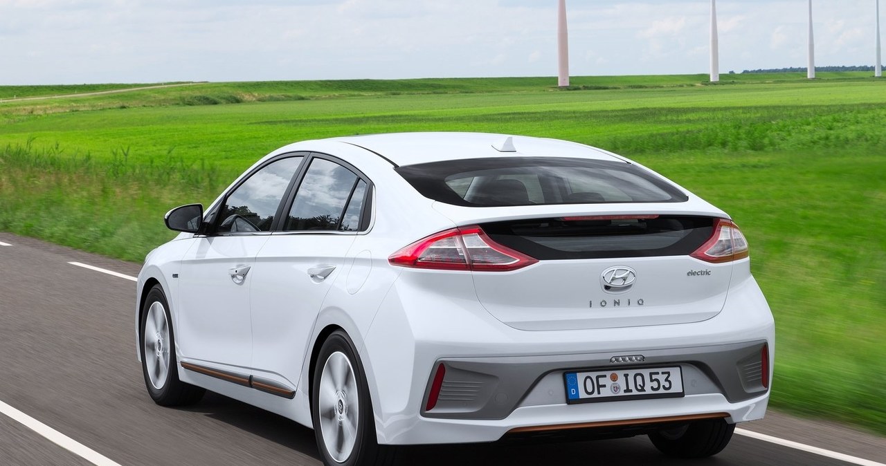 Hyundai IONIQ electric to tylko jedna z trzech wersji tego ekologicznego modelu /.