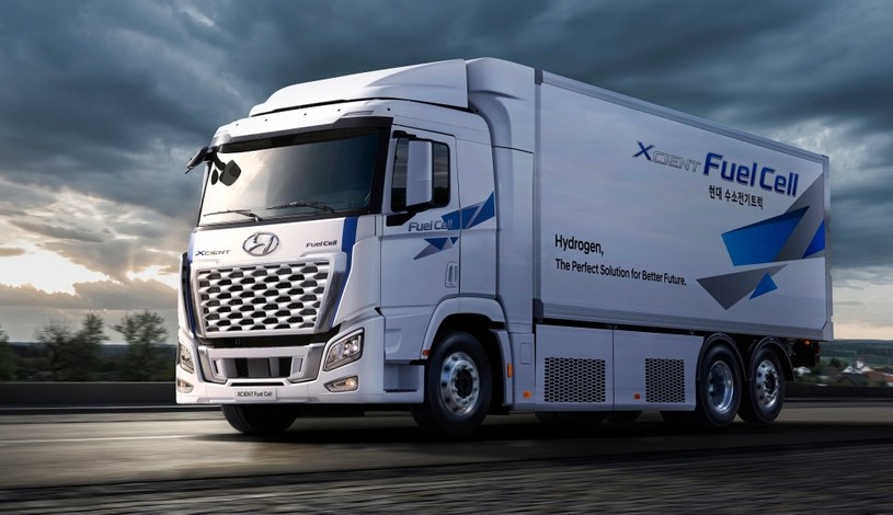 Hyundai XCIENT to pierwsza seryjnie produkowana ciężarówka z ogniwami paliwowymi /.