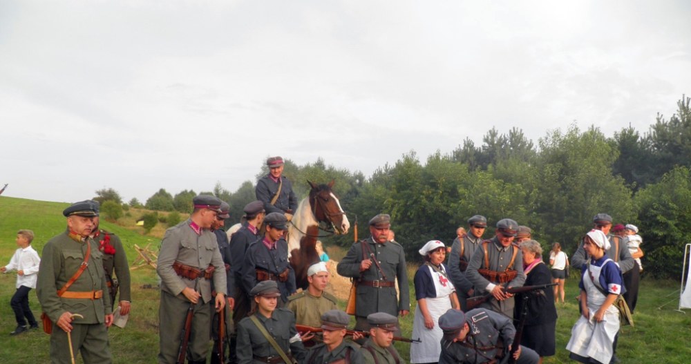 I miejsce w kat. Reportaż: Zespół Szkół w Przegini - praca zespołowa (zdjęcie - Kamil Bigaj) /INTERIA.PL