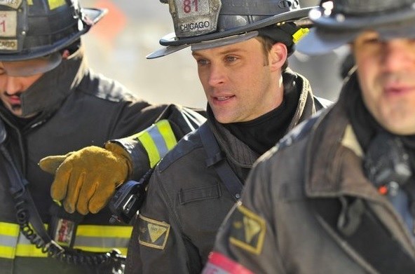 ...i w serialu „Chicago Fire” jako strażak, który ma problemy osobiste. W USA to prawdziwy hit. /NBC Television /materiały prasowe