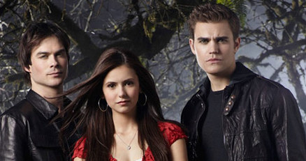 Ian Somerhalder (Damon), Nina Dobrev (Elena) i Paul Wesley (Stefano) w serialu "Pamiętniki wampirów" /materiały prasowe