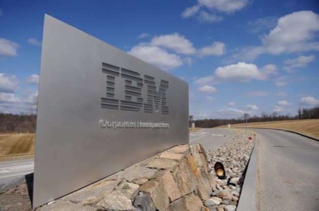 IBM wraz z Politechniką Wrocławską stawiają na cloud computing /AFP