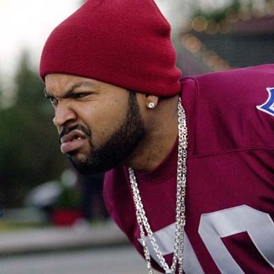 Ice Cube: Kolejny autograf dla policjanta? /arch. AFP