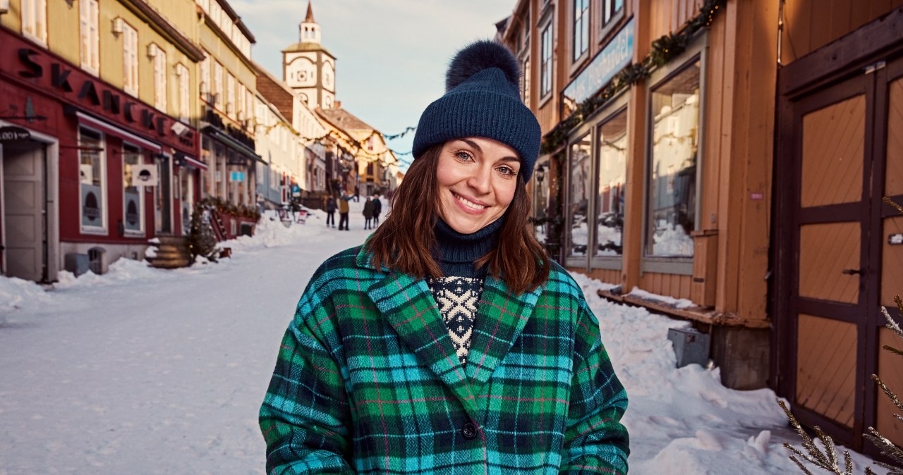 Ida Elise Broch w serialu "Facet na święta" /Netflix