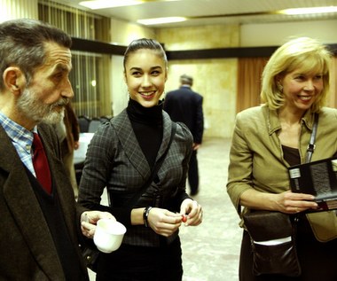 Ida Nowakowska jest córką znanego pisarza Marka Nowakowskiego (1935-2014), autora takich powieści, jak "Homo Polonicus", "Nekropolis", "Dziennik podróży w przeszłość" czy "Syjoniści do Syjamu".  Pisarz był też autorem scenariuszy do filmów "Meta" (1971) i "Przystań" (1971). Na podstawie jego opowiadania powstał film "Gonitwa" (1971).

"Miałam nietypowe dzieciństwo, ale dorastając, wydawało mi się, że jest typowe. Mój tata był najmądrzejszym człowiekiem, jakiego w życiu poznałam" - Nowakowska wyznała w jednym z wywiadów.