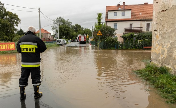 Idą ulewy i powodzie. Nie wpadajmy w panikę, słuchajmy poleceń służb