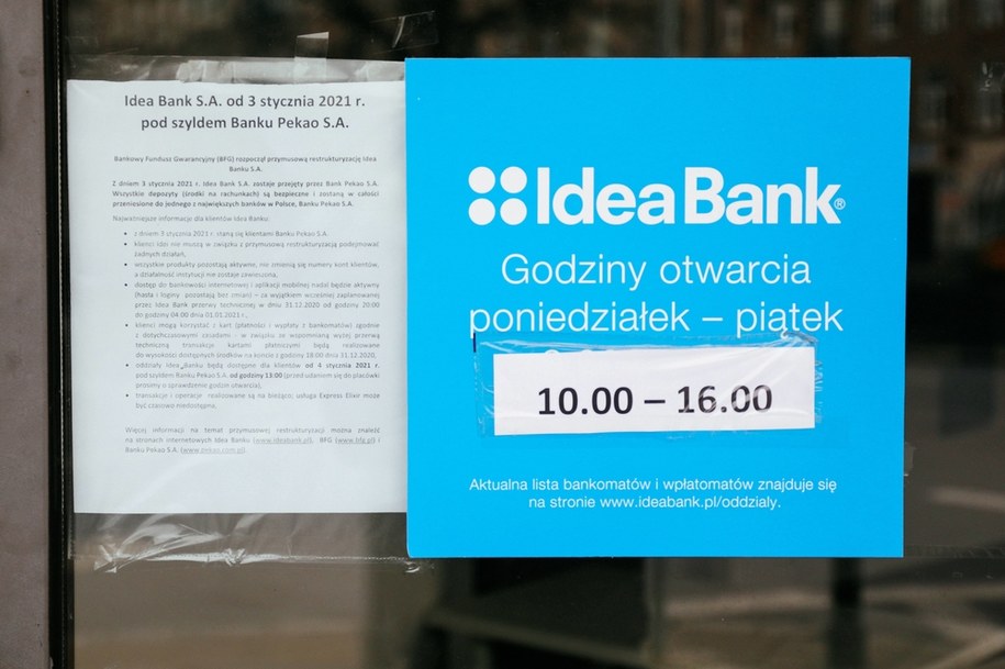 Idea Bank na ulicy Targowej w Warszawie / 	Albert Zawada /PAP