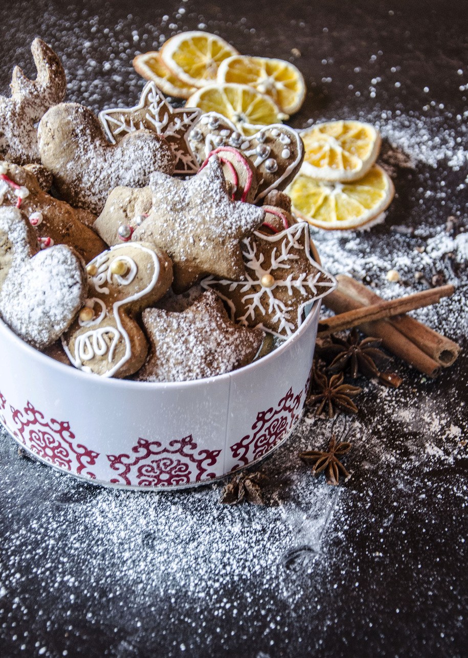 Idealne korzenne pierniki – by były gotowe do schrupania na święta, warto je przygotować już teraz. /Malwina Zaborowska /RMF FM