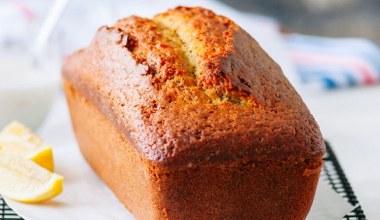 Idealnie puszyste i lekkie. Proste ciasto cytrynowe na weekendowy podwieczorek