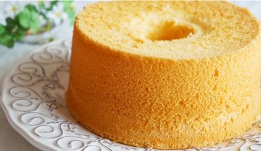 Idealny biszkopt do tortów. Pięknie wyrasta, nie opada, jest puszysty