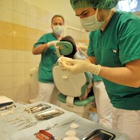  Nowatorski zabieg przeszczepu kości szczęki wykonali lekarze z poradni chirurgii stomatologicznej i implantologii szpitala im. Wojskowej Akademii Medycznej w Łodzi