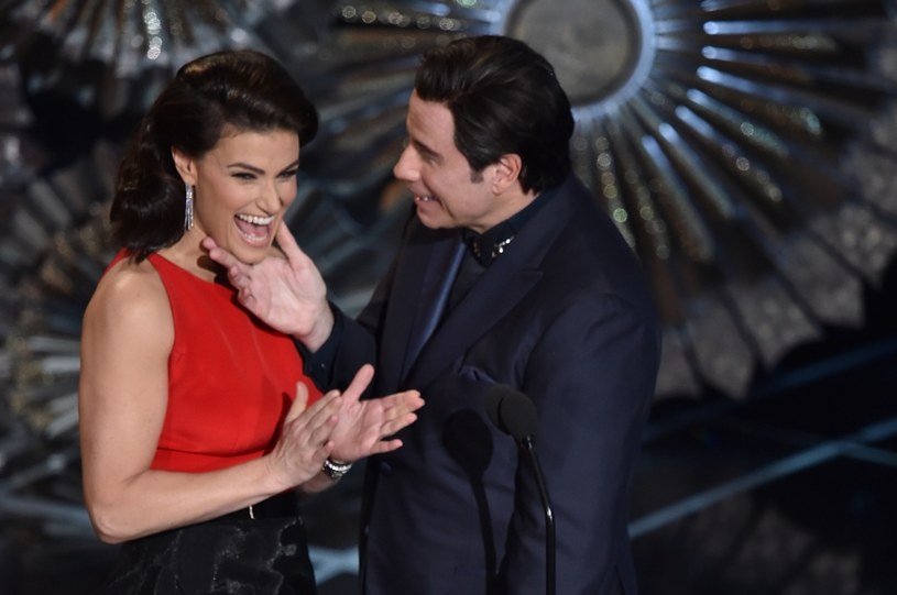 Idina Menzel i John Travolta /Kevin Winter /Getty Images