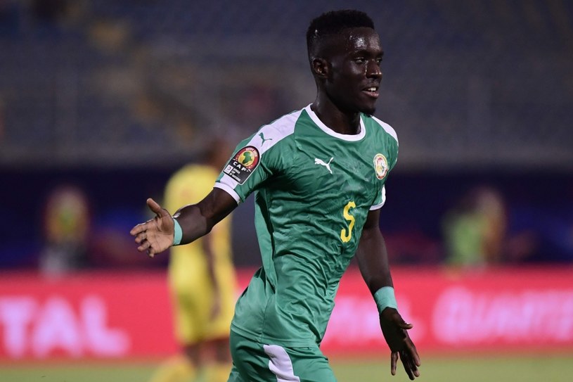 Czy Sprawa Idrissy Gueye Moze Zmienic Futbol Senegal Murem Za Pilkarzem Sport W Interia Pl