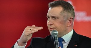 "Idziemy po wasze dzieci". PiS reaguje na decyzję ws. edukacji zdrowotnej