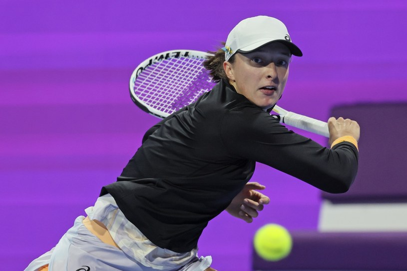 Iga Świątek - Leylah Fernandez w drugiej rundzie turnieju WTA 1000 w Dubaju. Relacja na żywo