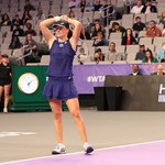 Iga Świątek o WTA Finals: Polacy próbują zapełnić puste trybuny