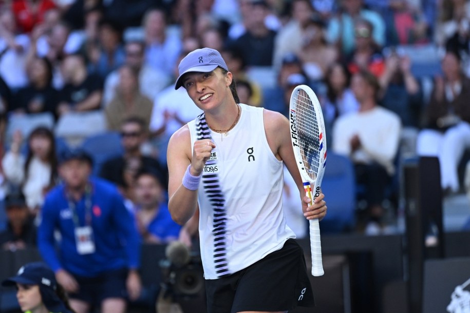 Iga Świątek podczas Australian Open /JAMES ROSS /PAP/EPA
