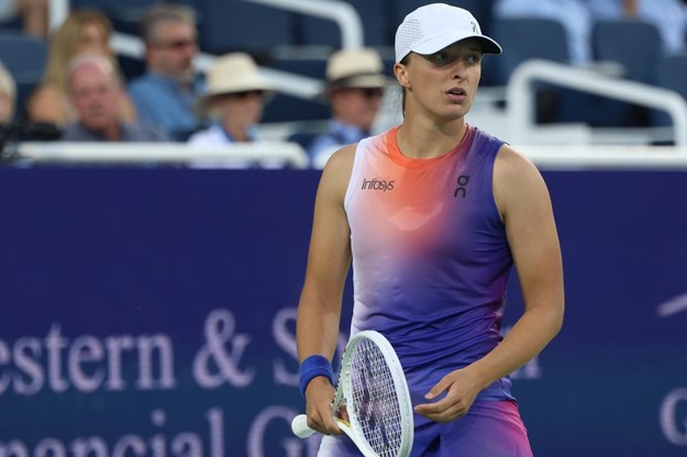 Iga Świątek podczas turnieju WTA 1000 w Cincinnati /Marcin Cholewiński /PAP