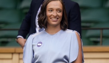 Iga Świątek przyłapana w ramionach mistrza Wimbledonu. Tak świętowała swoje zwycięstwo
