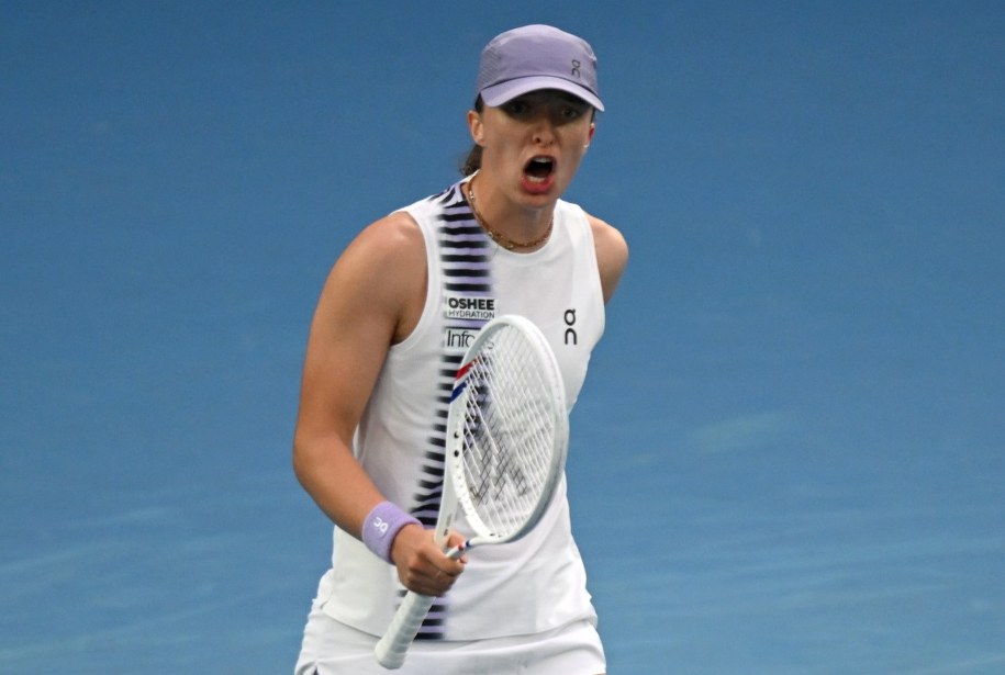 Iga Świątek w Australian Open /LUKAS COCH /PAP/EPA