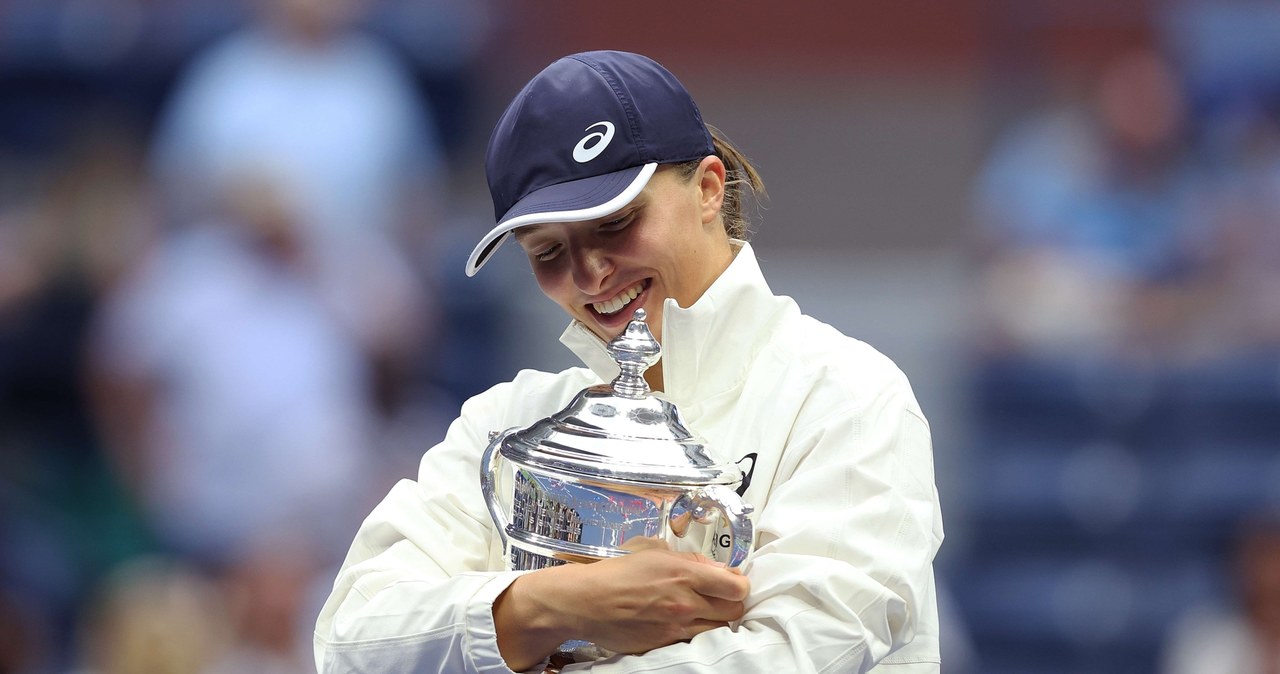 Iga Świątek w czasie finału US Open zobaczyła na trybunach postać z bardzo lubianego przez siebie serialu /ETTY IMAGES NORTH AMERICA JULIAN FINNEY/JULES / JULES /AFP