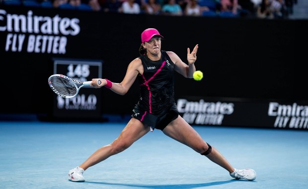 Iga Świątek w kolejnej rundzie WTA w Dausze. Sorana Cirstea zdemolowana
