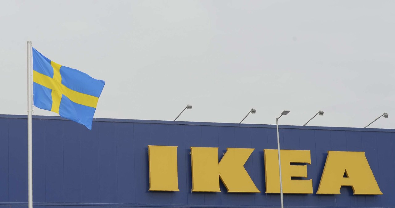 IKEA coraz śmielej wchodzi w elektronikę /AFP