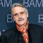 Ikona kina dołącza do remake'u kultowego filmu. Plejada gwiazd w obsadzie