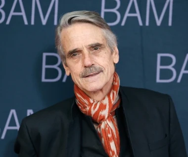 Ikona kina dołącza do remake'u kultowego filmu. Plejada gwiazd w obsadzie